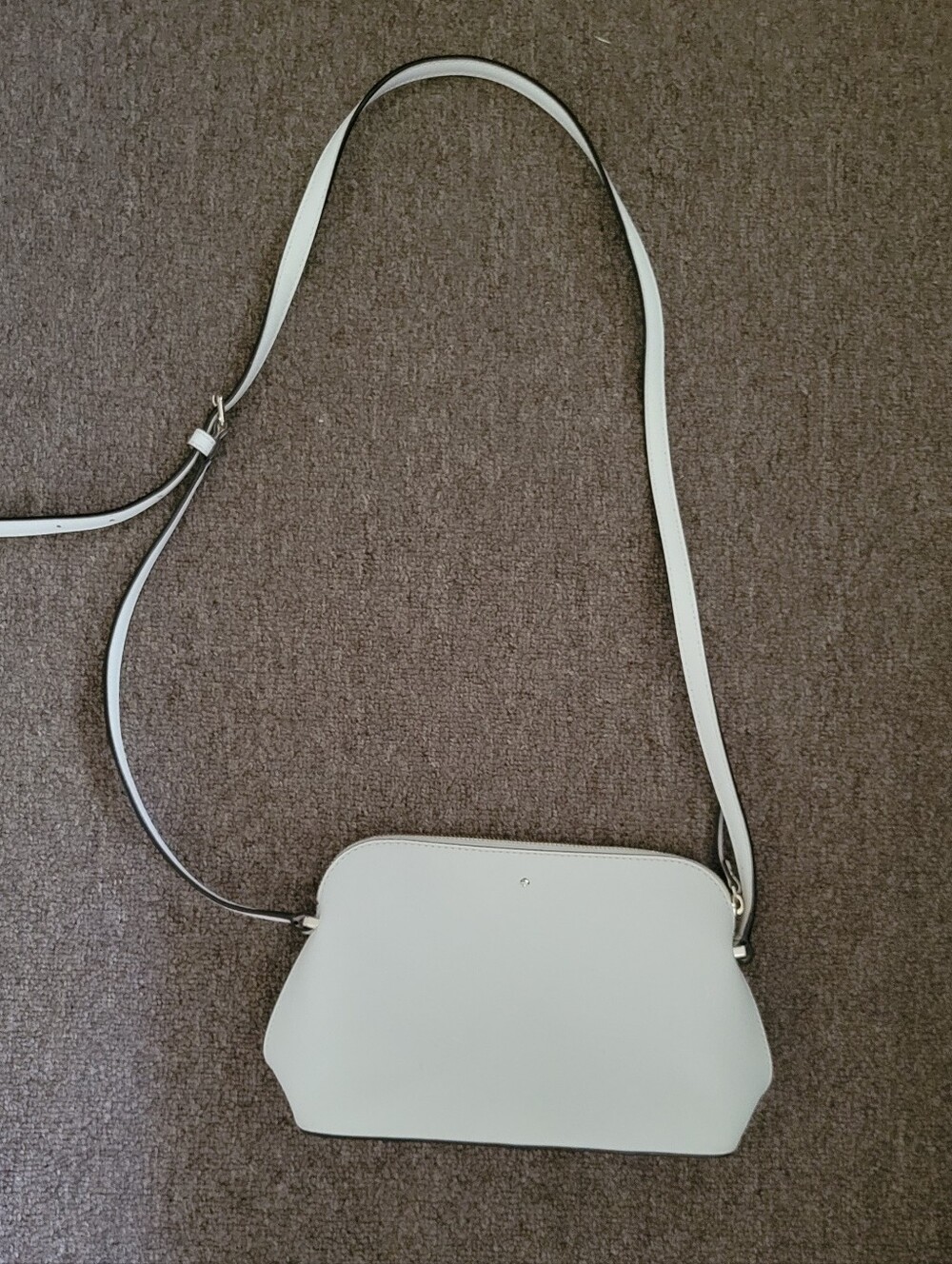 Super Cute Kate Spade White with Golden Tan interior Crossbody Handbag Purse - Picture 2 of 11
